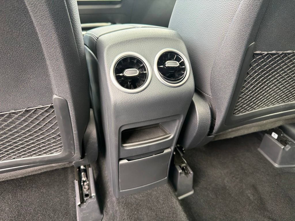 Used 2026 Mercedes-Benz GLB 250 4MATIC image 36