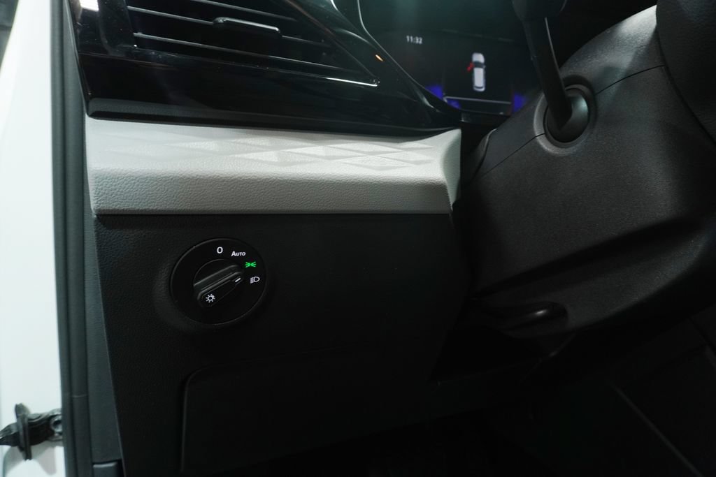 Certified 2023 Volkswagen Taos S FWD image 19