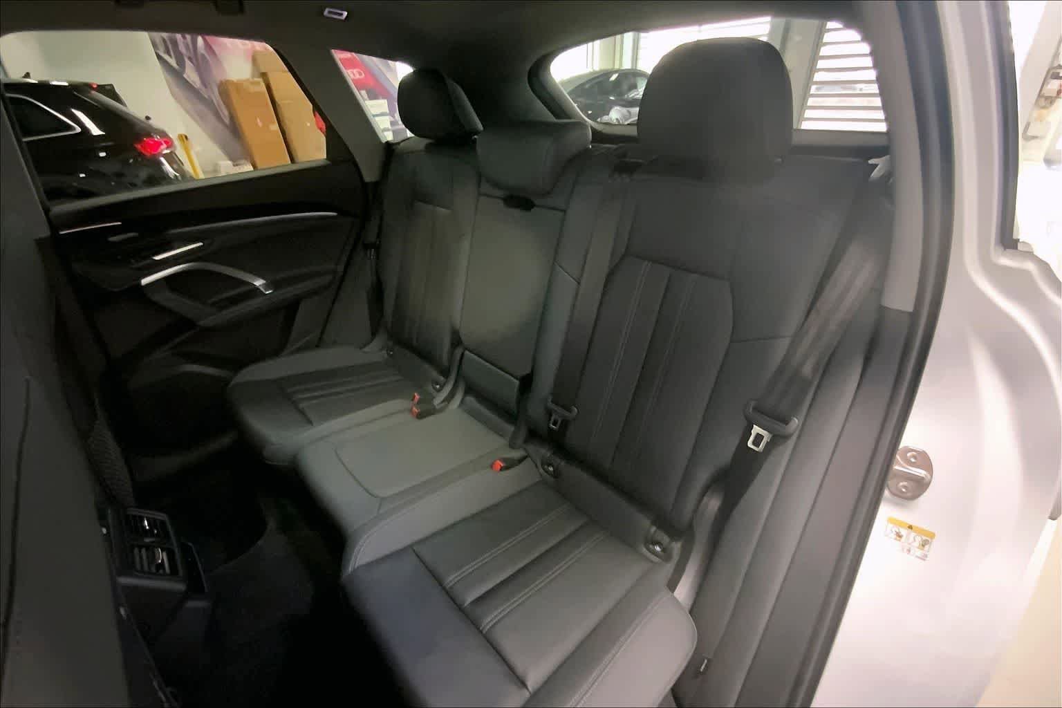 Used 2025 Audi Q5 Premium Plus w/ Premium Plus AWD/4WD image 26