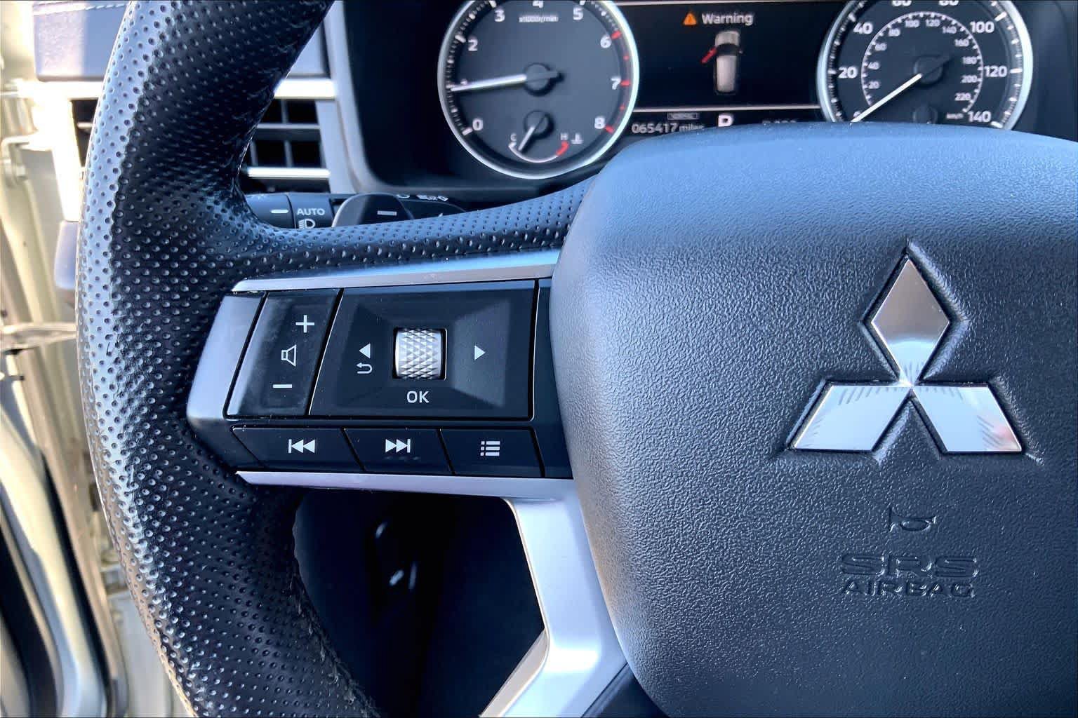 Used 2022 Mitsubishi Outlander SE FWD image 20