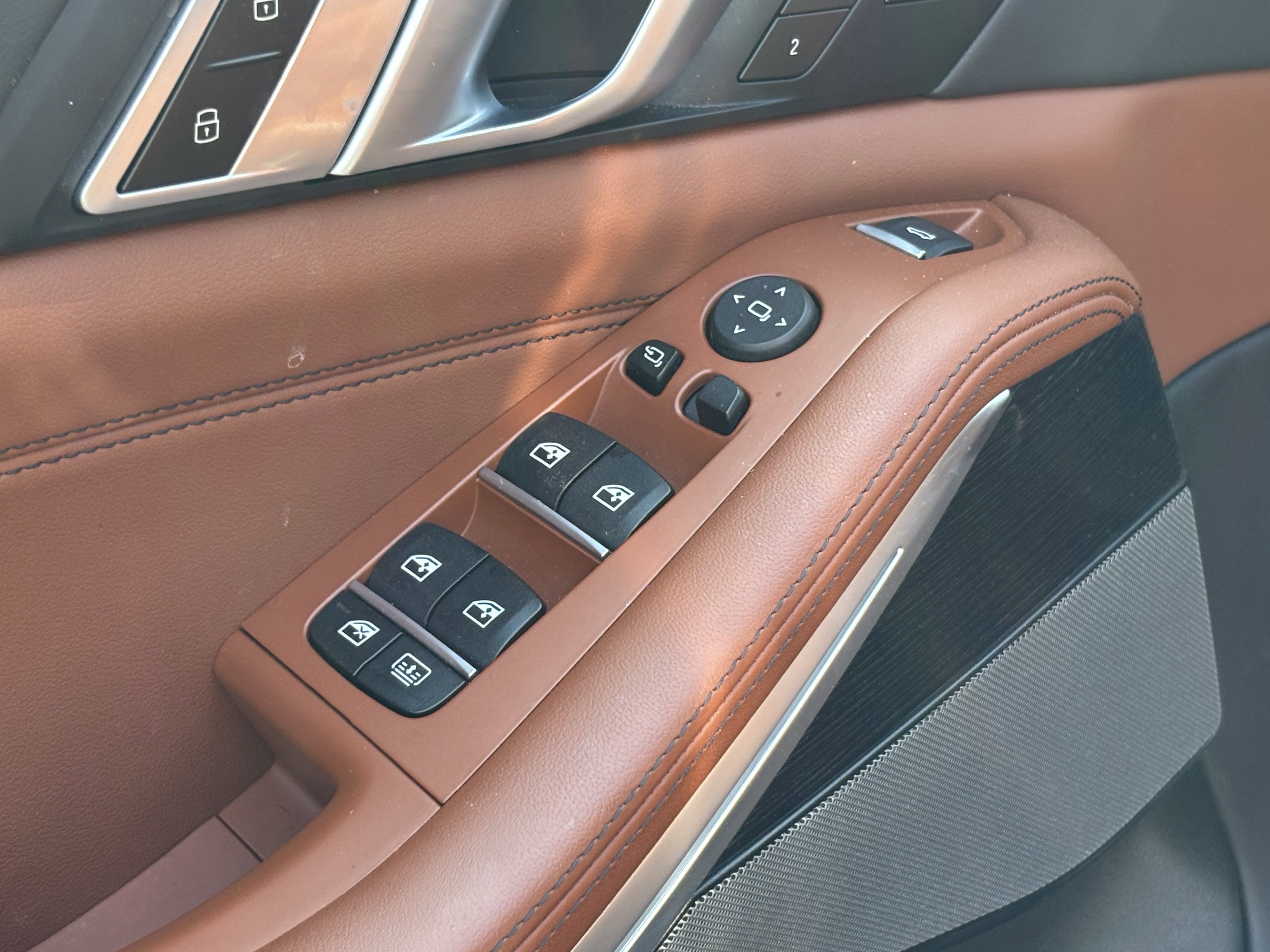 Used 2026 BMW X7 M60i image 15