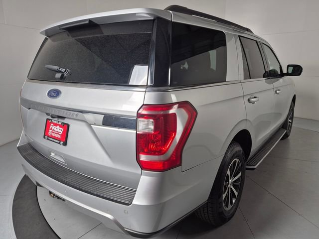 Used 2018 Ford Expedition XLT w/ Equipment Group 202A AWD/4WD image 4