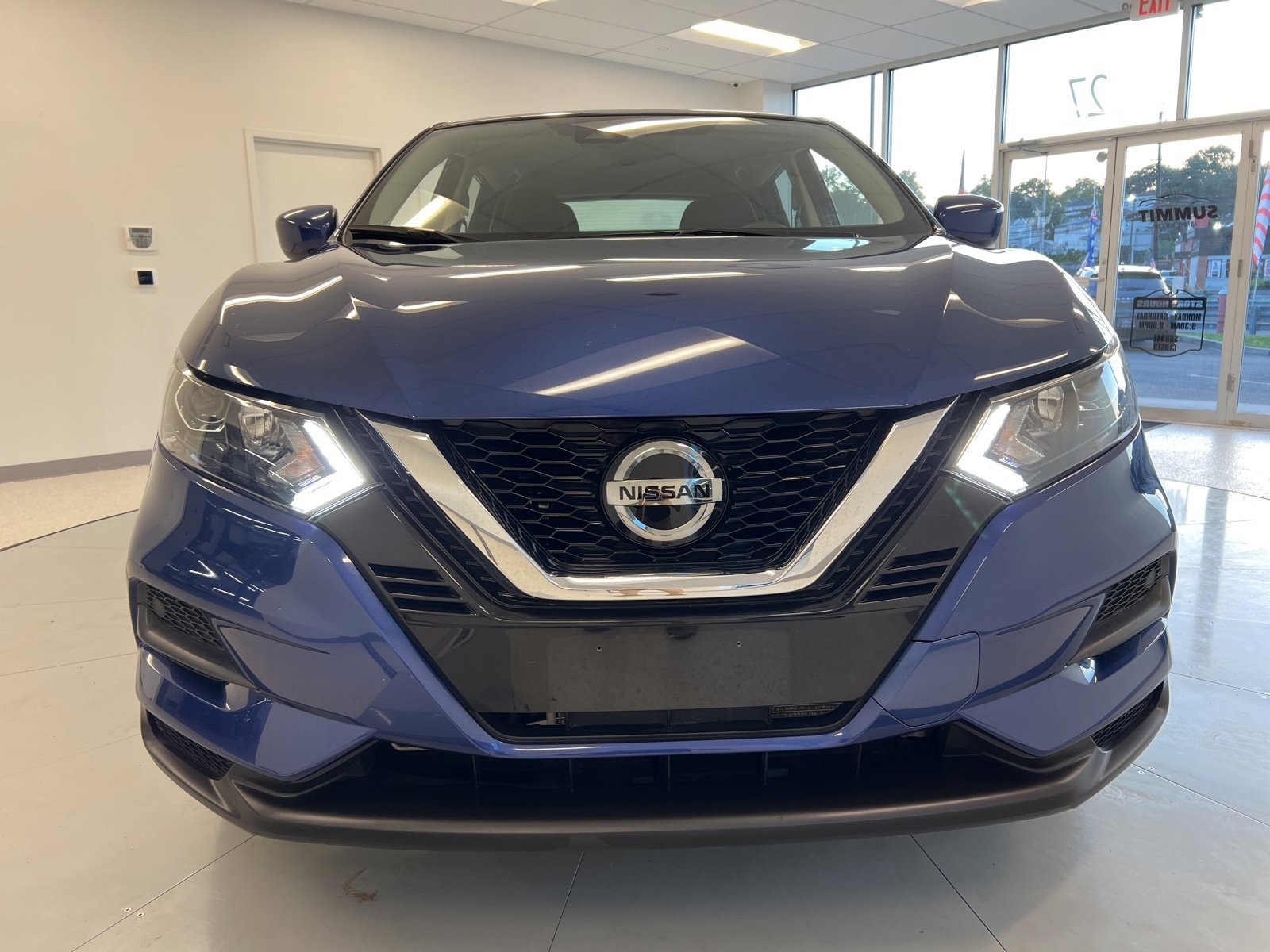 Used 2022 Nissan Rogue Sport S image 48