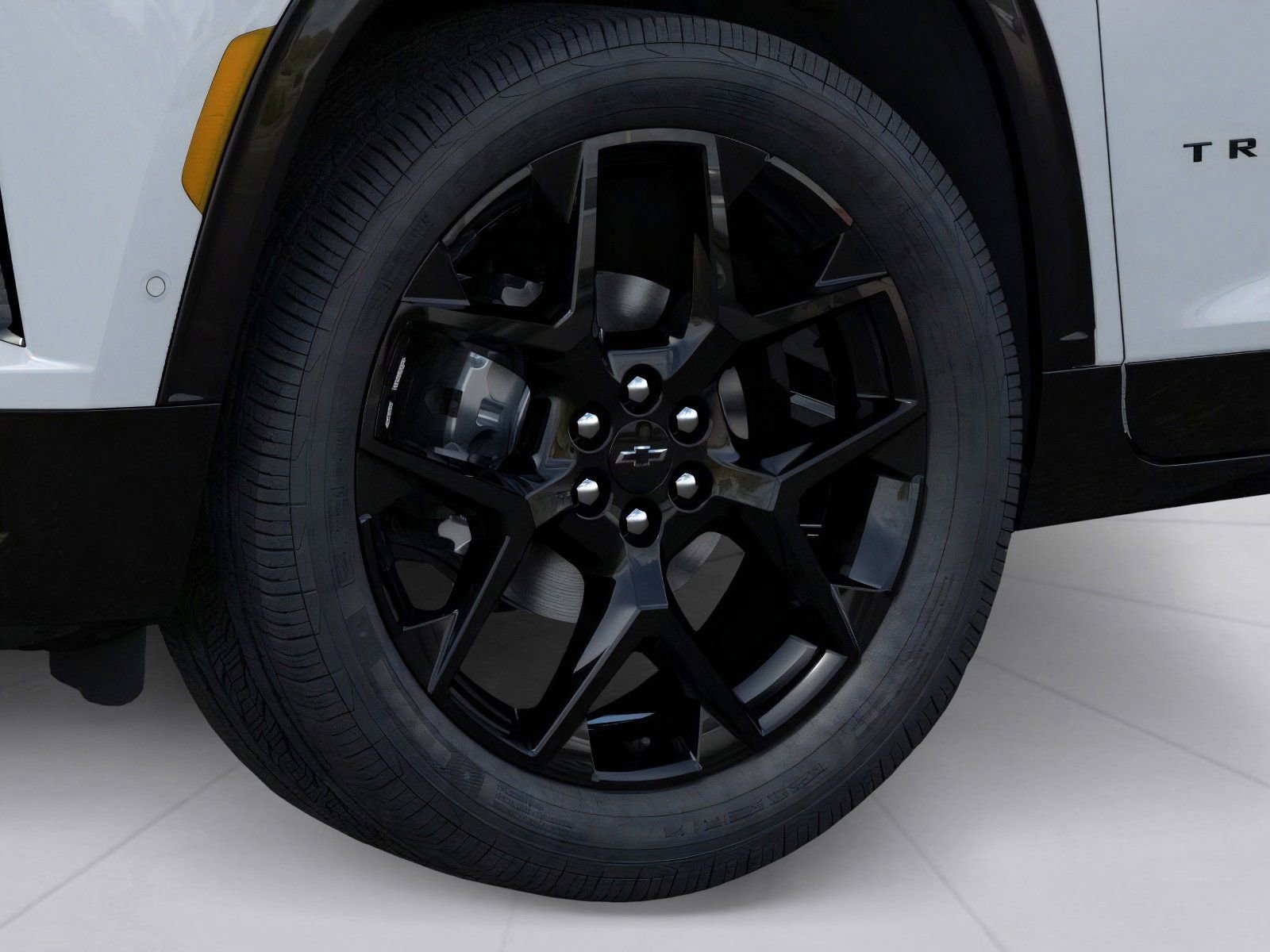 New 2026 Chevrolet Traverse RS w/ LPO, Floor Liner Package image 7