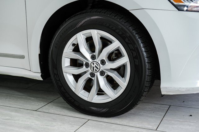 Used 2016 Volkswagen Passat 1.8T S w/ Lighting Package (P06) image 50