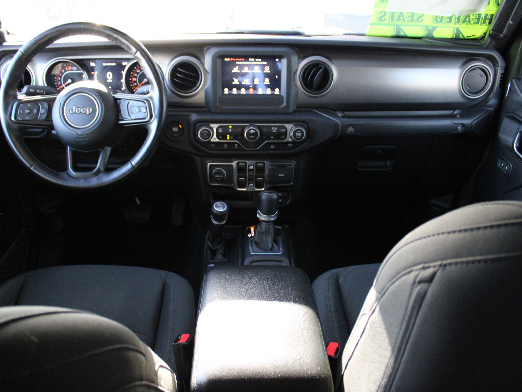 Certified 2021 Jeep Gladiator Willys image 39