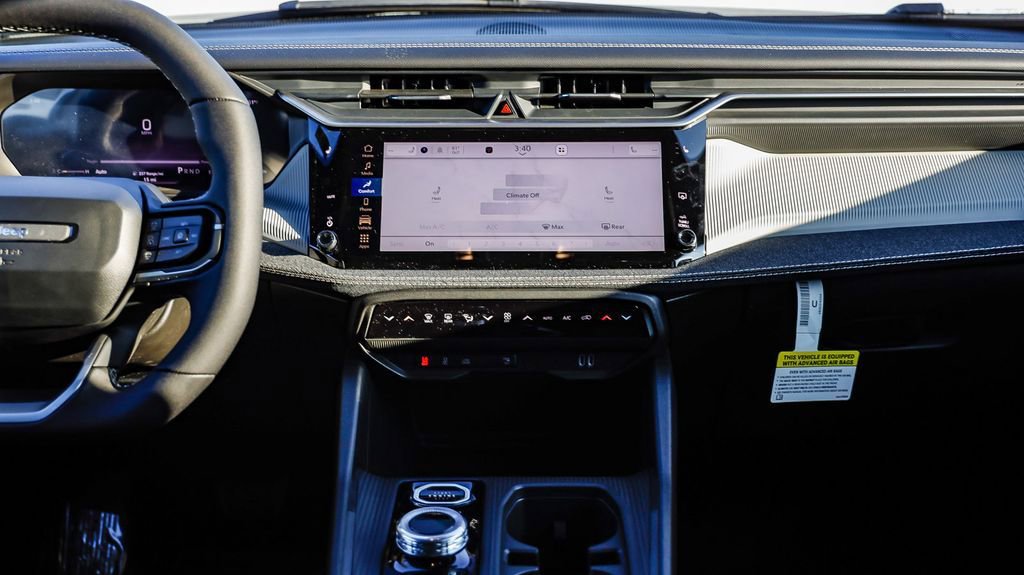 New 2026 Jeep Cherokee Laredo image 16