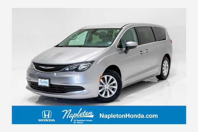 Used 2017 Chrysler Pacifica Touring w/ Tire & Wheel Group
