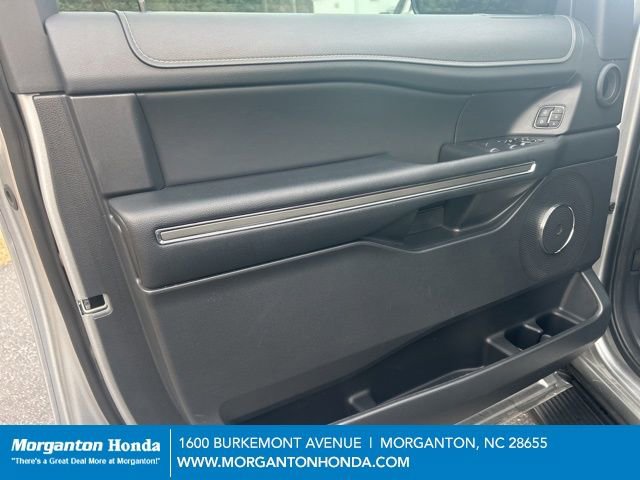 Used 2024 Ford Expedition XLT image 13