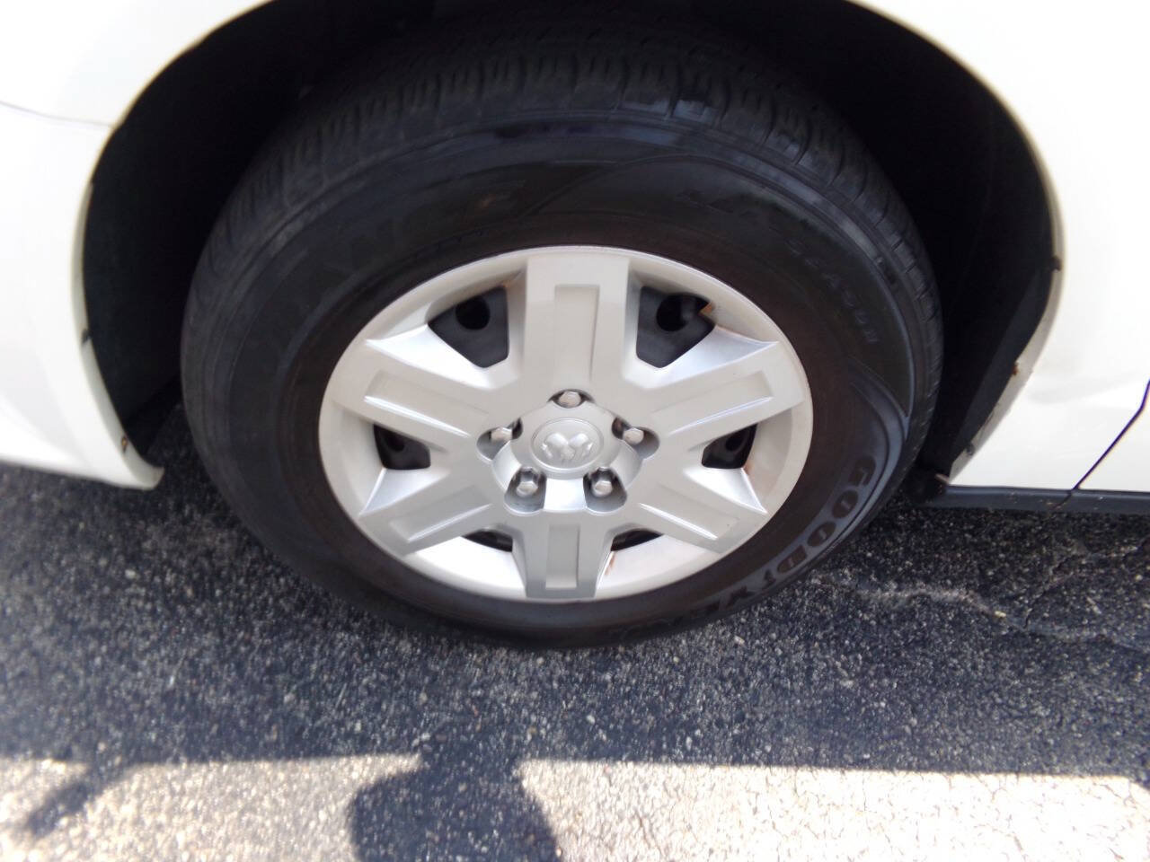 Used 2013 RAM C/V Tradesman FWD image 37