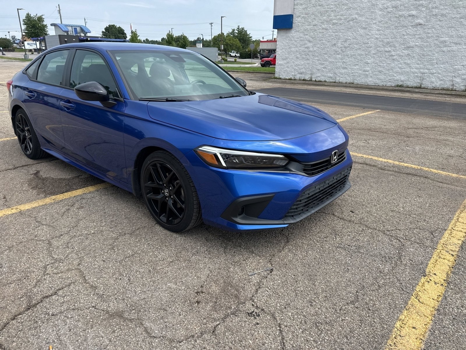 Used 2023 Honda Civic Sport image 18