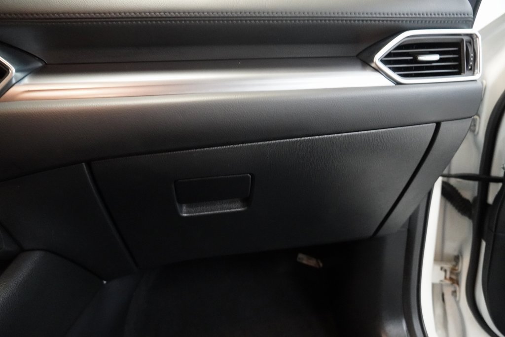 Used 2021 MAZDA CX-5 Touring image 33