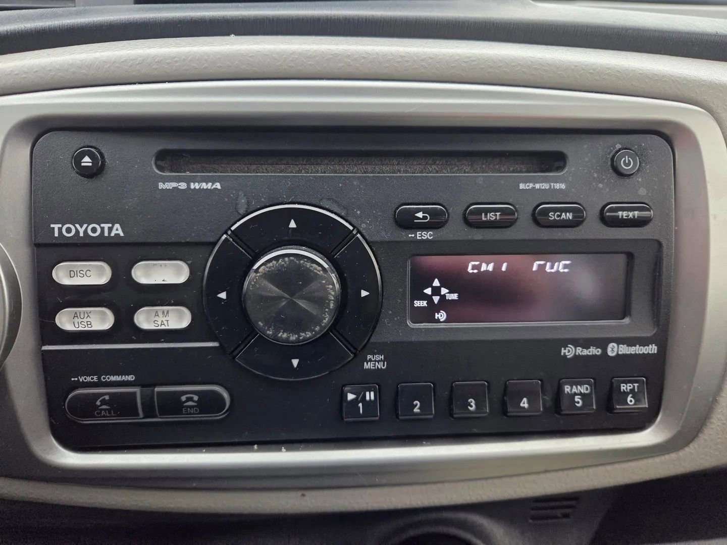 Used 2013 Toyota Yaris LE image 10