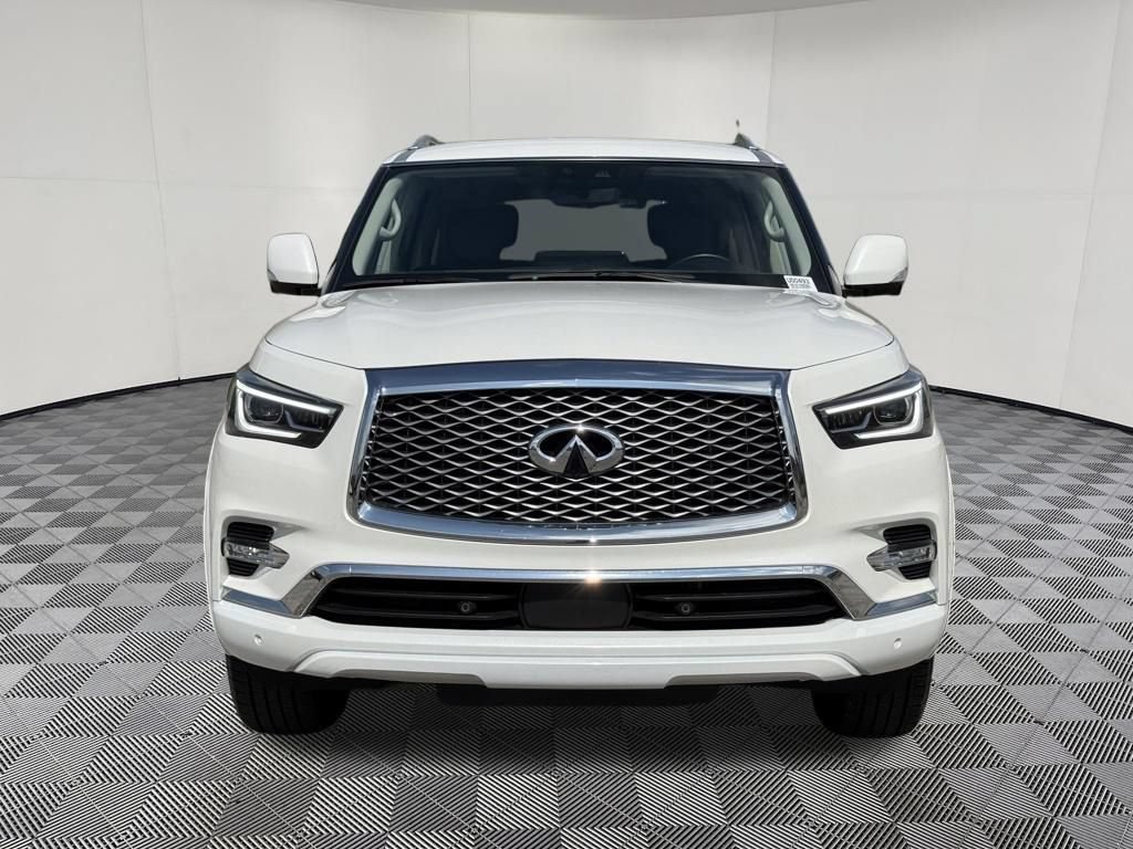 Used 2024 INFINITI QX80 Luxe RWD image 3