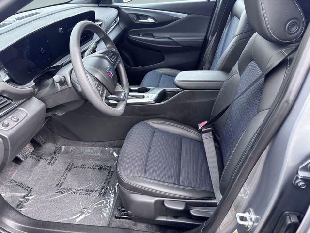 Used 2025 Buick Envista Preferred image 10