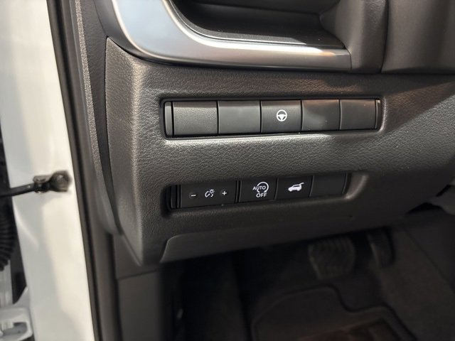 New 2026 Nissan Rogue SV image 20