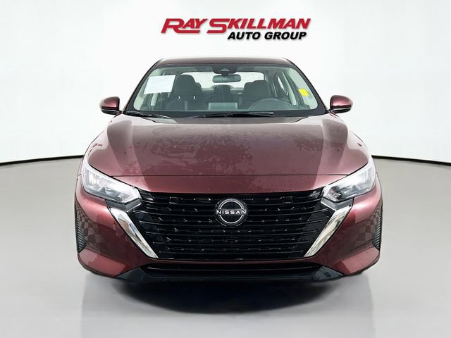Used 2024 Nissan Sentra SV image 2