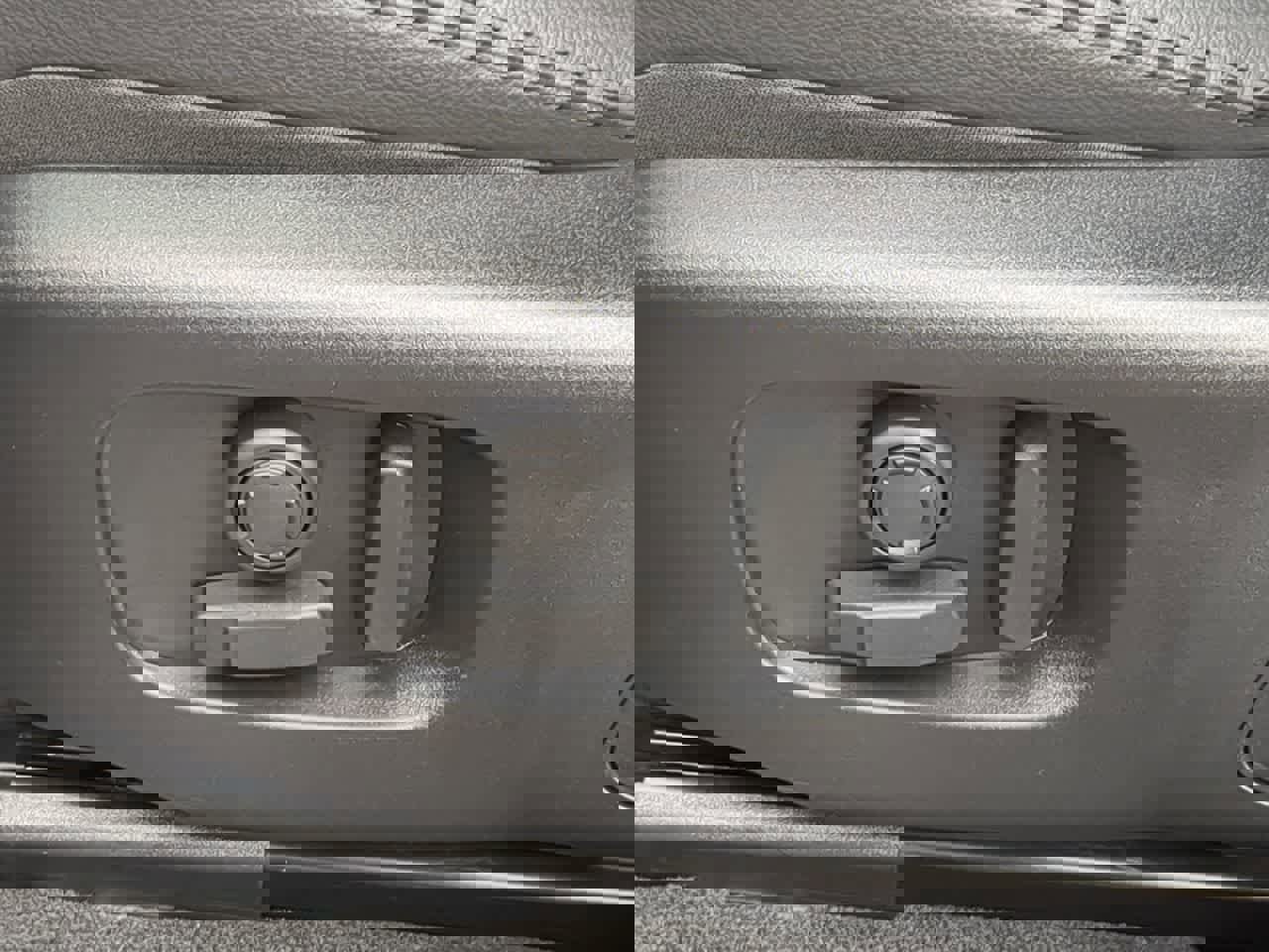 Used 2026 Land Rover Range Rover Velar Dynamic SE image 17