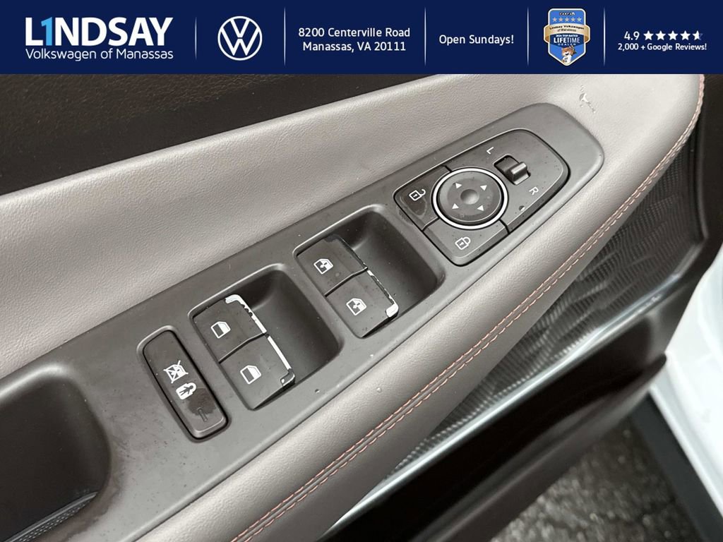 Used 2019 Hyundai Santa Fe Limited image 17