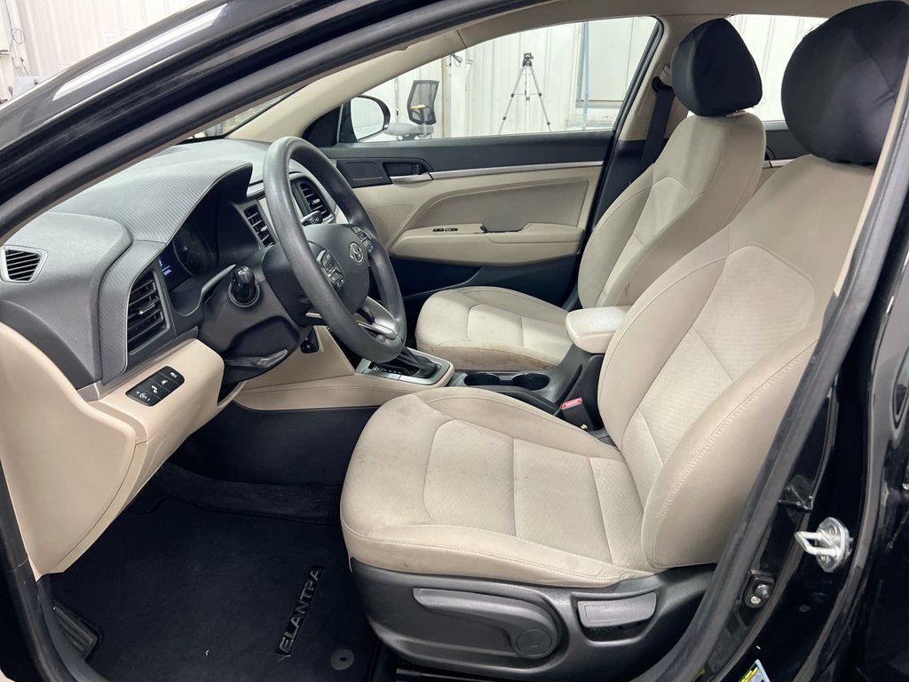 Used 2019 Hyundai Elantra SEL FWD image 19