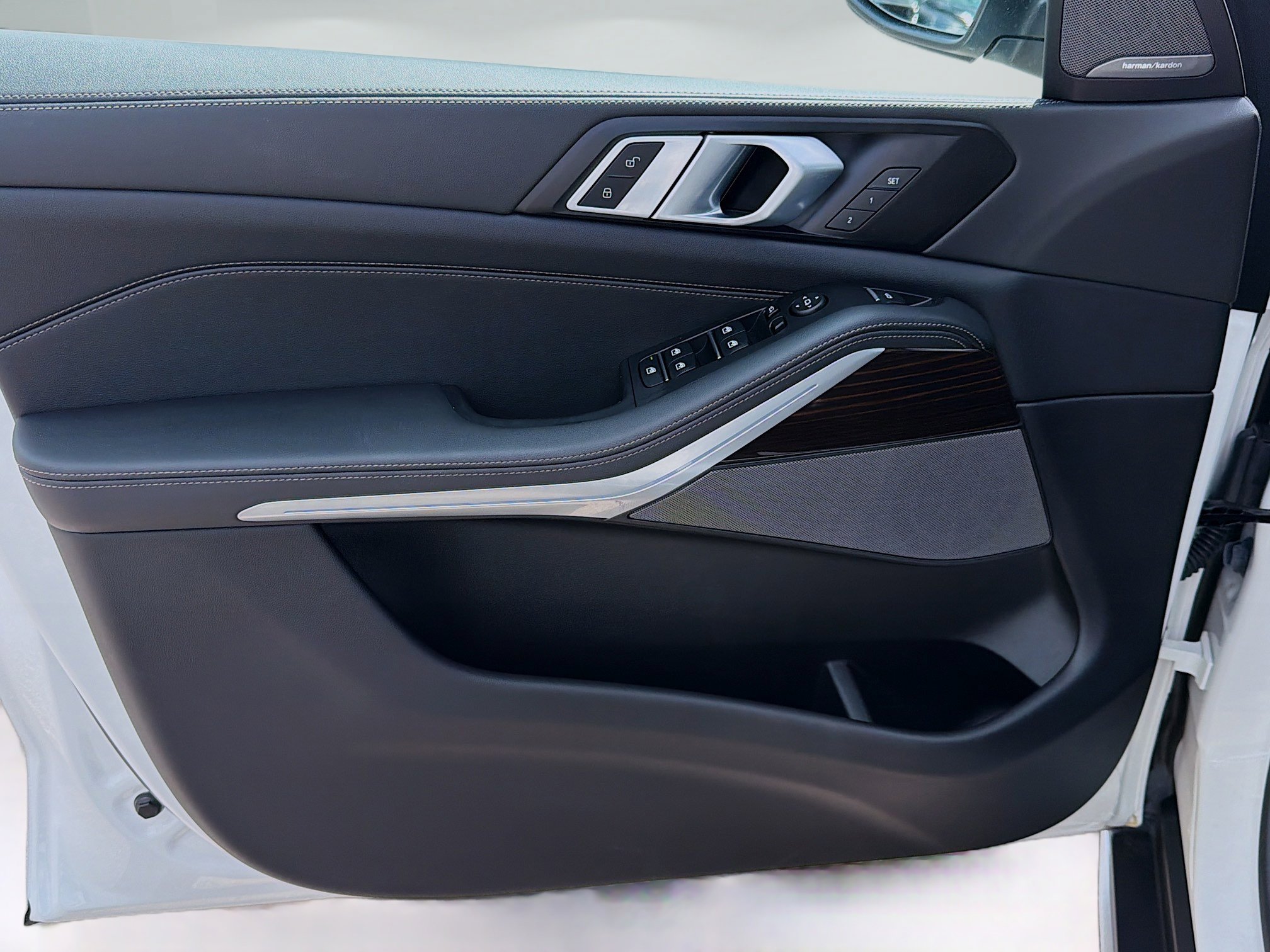 Used 2026 BMW X5 xDrive40i image 22