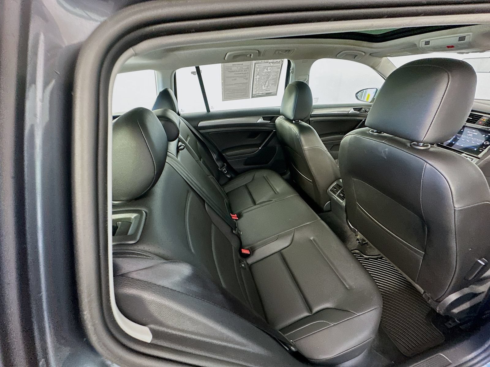 Used 2019 Volkswagen Golf Alltrack AWD/4WD image 27