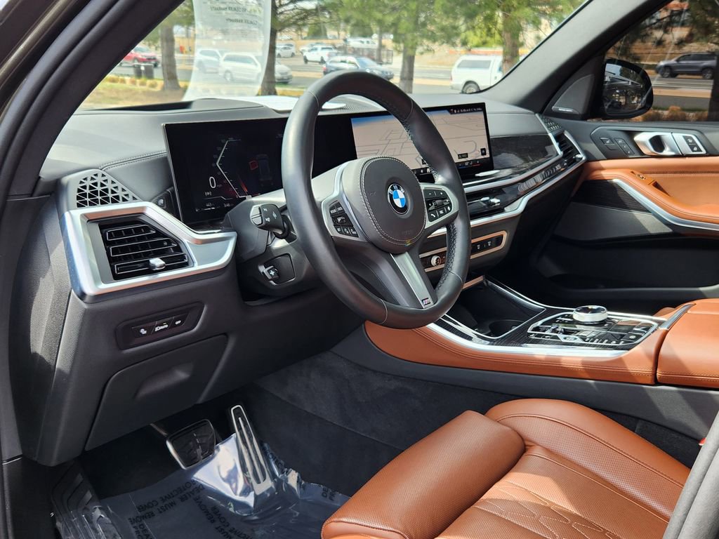 Used 2025 BMW X5 xDrive40i w/ Executive Package AWD/4WD image 7