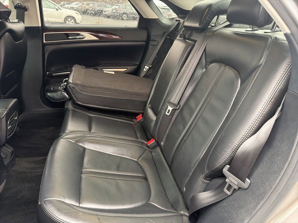 Used 2016 Lincoln MKZ AWD w/ Equipment Group 200A Select image 17