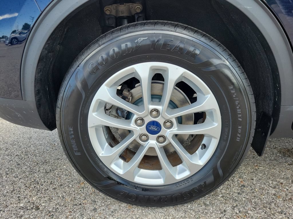 Used 2021 Ford Escape SE w/ Cold Weather Package FWD image 5