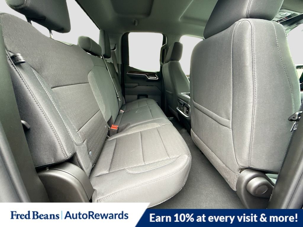 New 2026 GMC Sierra 1500 Elevation w/ LPO, Elevation Black Package image 27