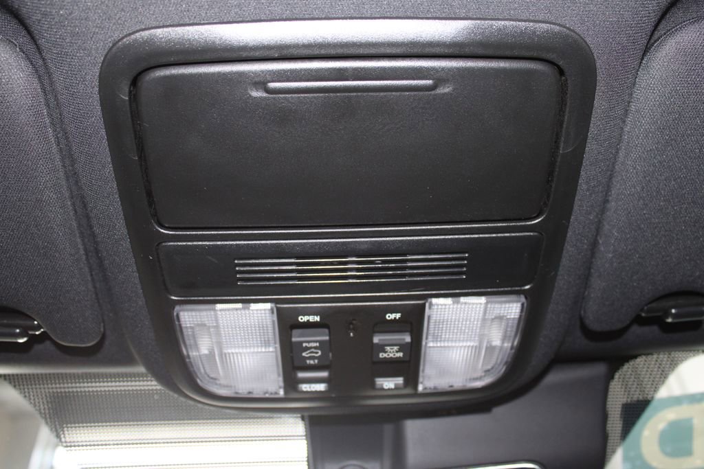 Used 2023 Honda Passport TrailSport image 39