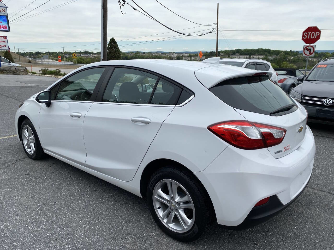 Used 2018 Chevrolet Cruze LT FWD image 7