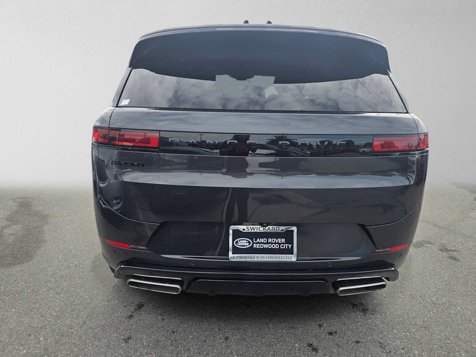 New 2026 Land Rover Range Rover Sport Dynamic SE AWD/4WD image 4