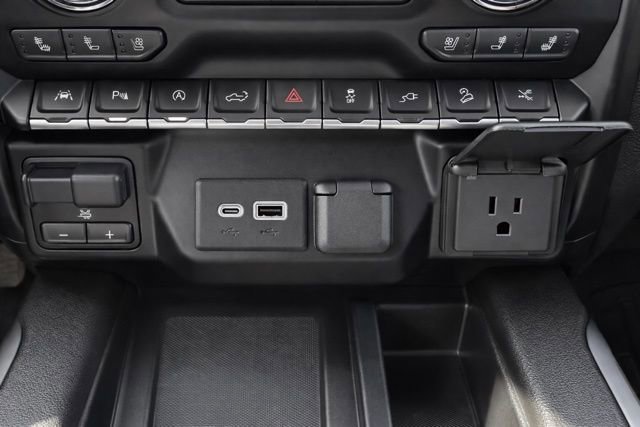 Used 2021 GMC Sierra 1500 Denali w/ Denali Ultimate Package image 18
