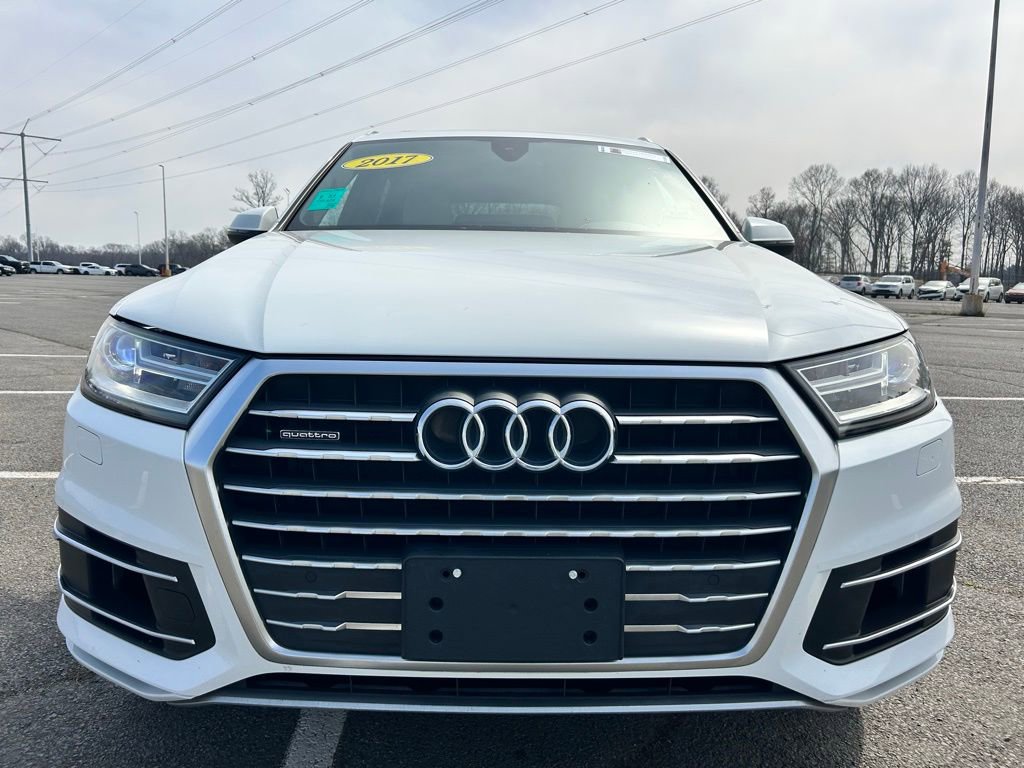 Used 2017 Audi Q7 3.0T Premium image 8