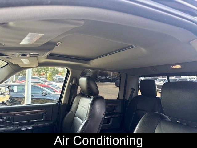 Used 2014 RAM 1500 Laramie w/ Convenience Group AWD/4WD image 17