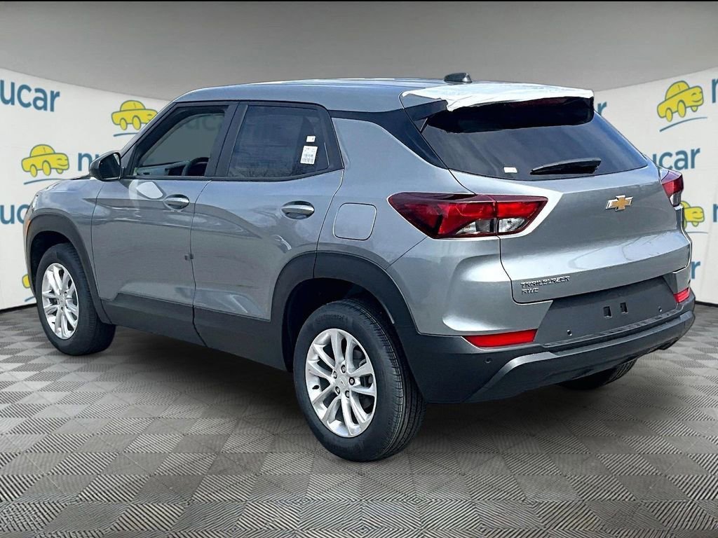 New 2026 Chevrolet TrailBlazer LS w/ LS Convenience Package AWD/4WD image 5