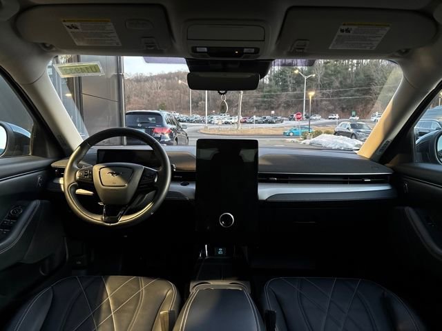 Used 2021 Ford Mustang Mach-E Select image 27
