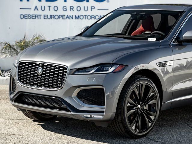 New 2026 Jaguar F-PACE R-Dynamic S image 2