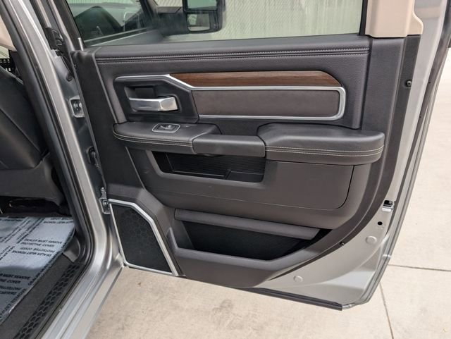 Used 2024 RAM 2500 Laramie image 30
