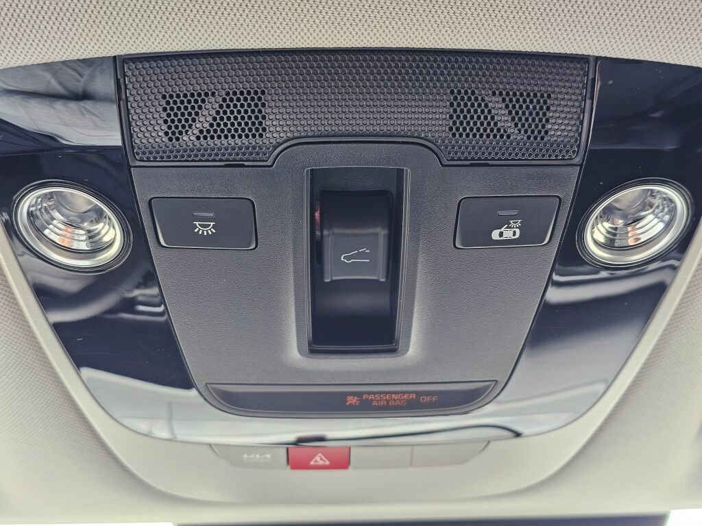 New 2026 Kia Sportage EX w/ EX Panorama Roof Package image 18