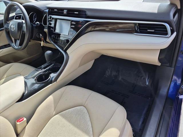 Used 2018 Toyota Camry LE FWD image 26