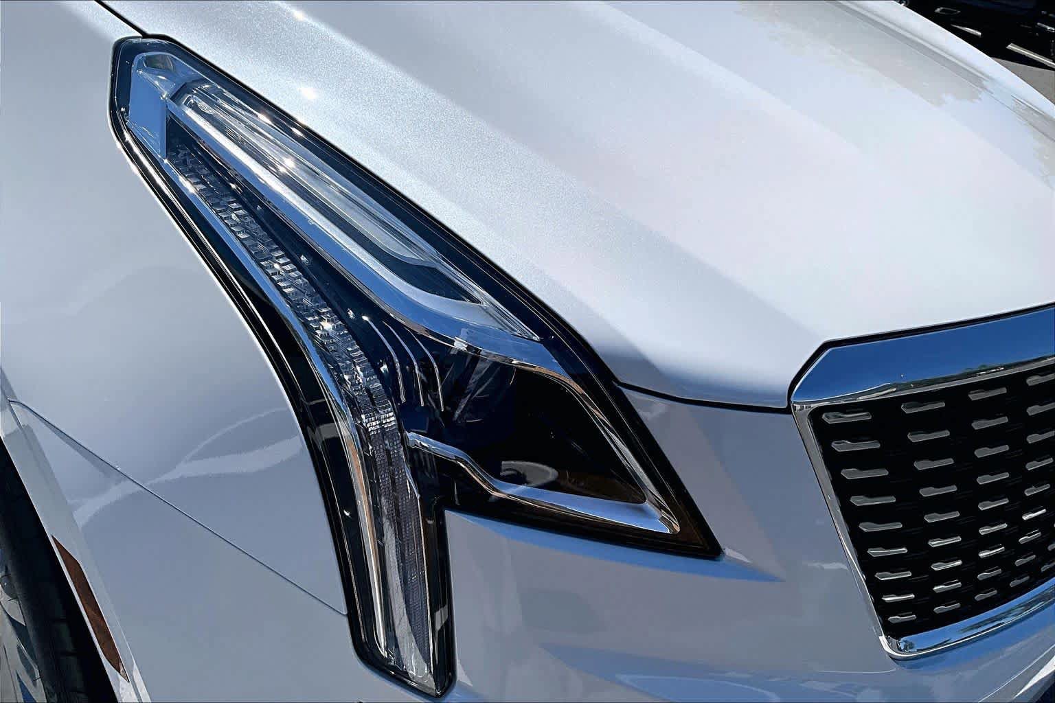 Used 2024 Cadillac XT5 Premium Luxury w/ Technology Package FWD image 28