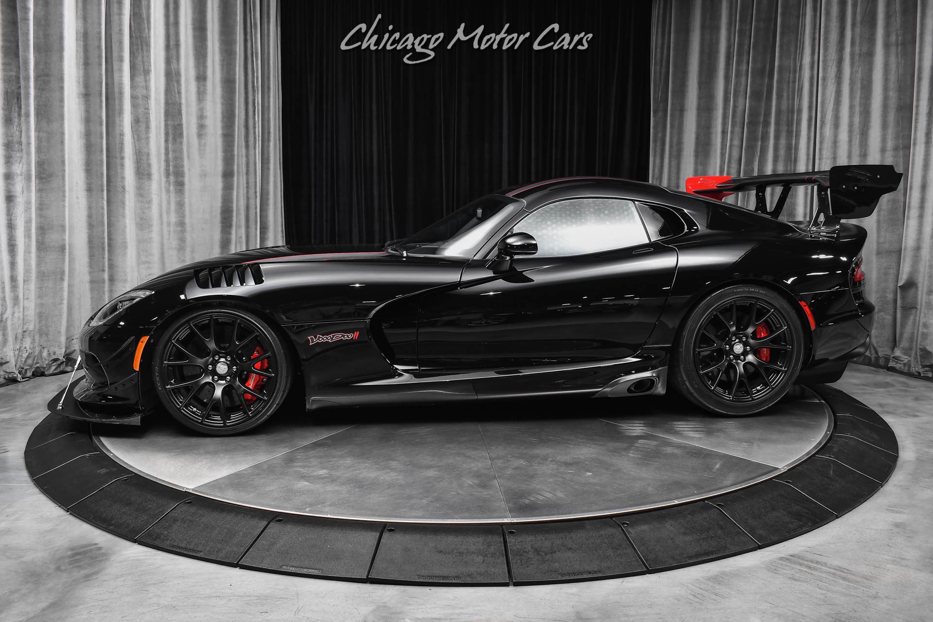 Used 2017 Dodge Viper GTC w/ ACR Package RWD image 1