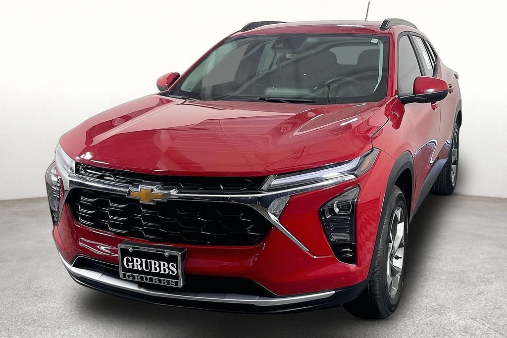 Used 2026 Chevrolet Trax LT w/ Driver Confidence Package FWD image 14