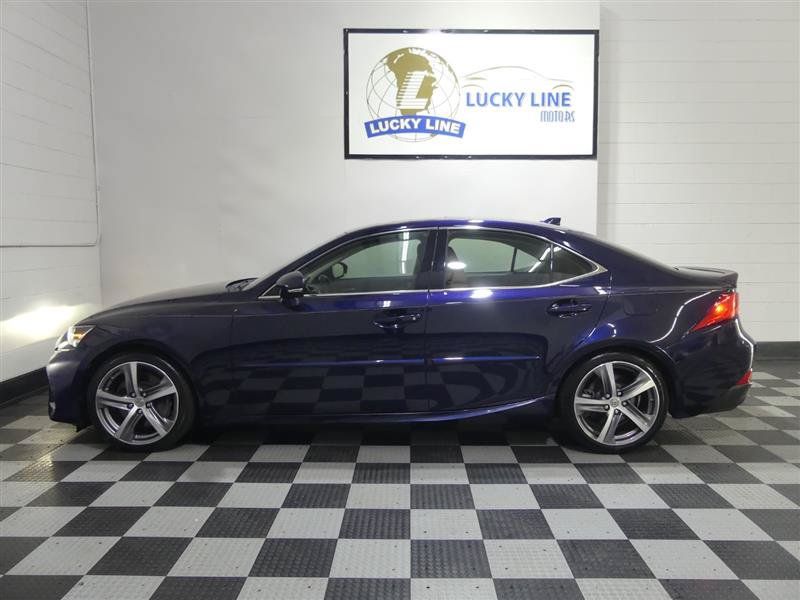 Used 2017 Lexus IS 300 AWD w/ Premium Package image 7