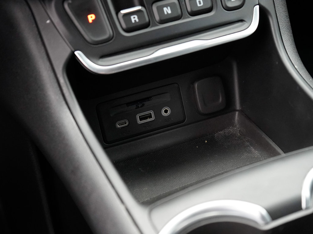 Used 2020 GMC Terrain SLT w/ Preferred Package image 19