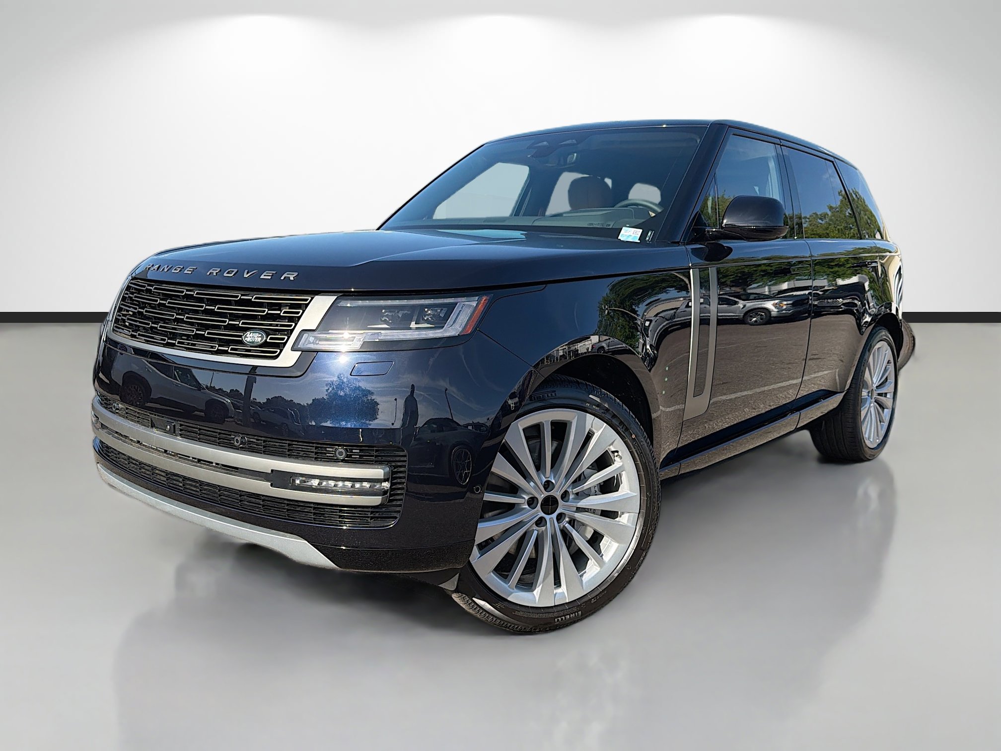 New 2026 Land Rover Range Rover SE image 1
