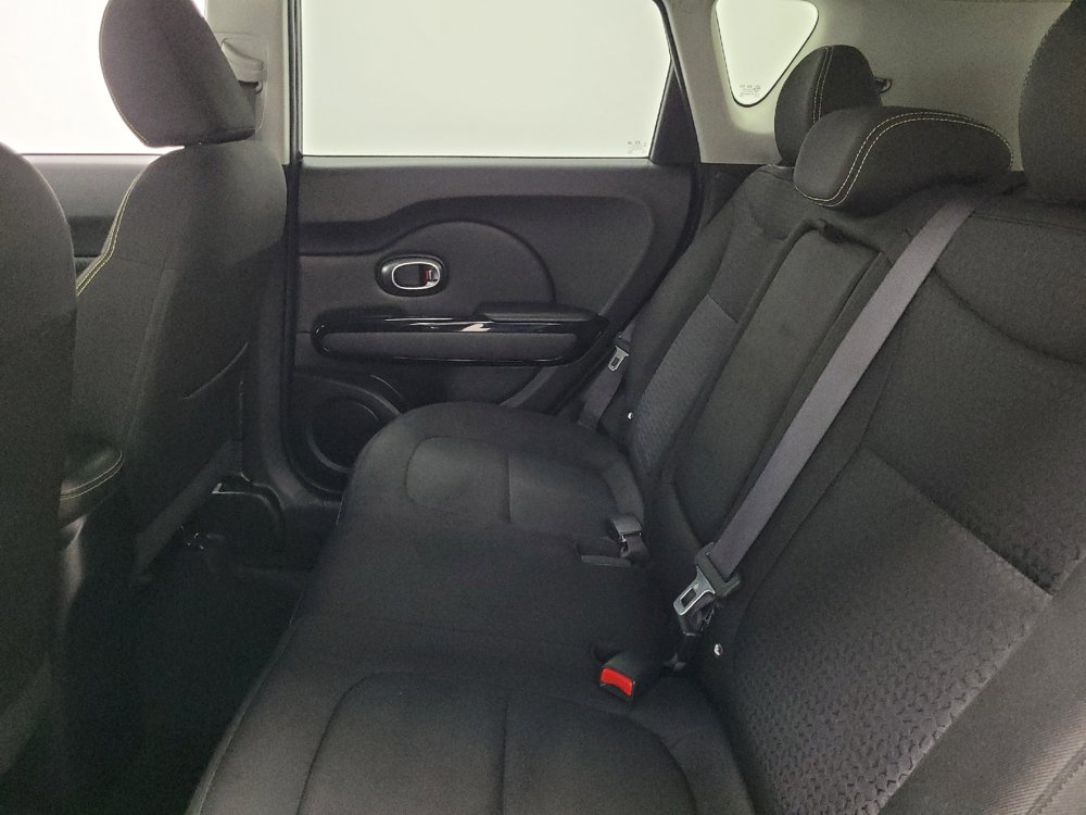 Used 2014 Kia Soul + w/ Audio Package FWD image 18