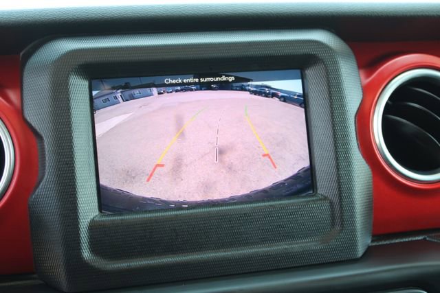 Used 2018 Jeep Wrangler Unlimited Rubicon AWD/4WD image 31